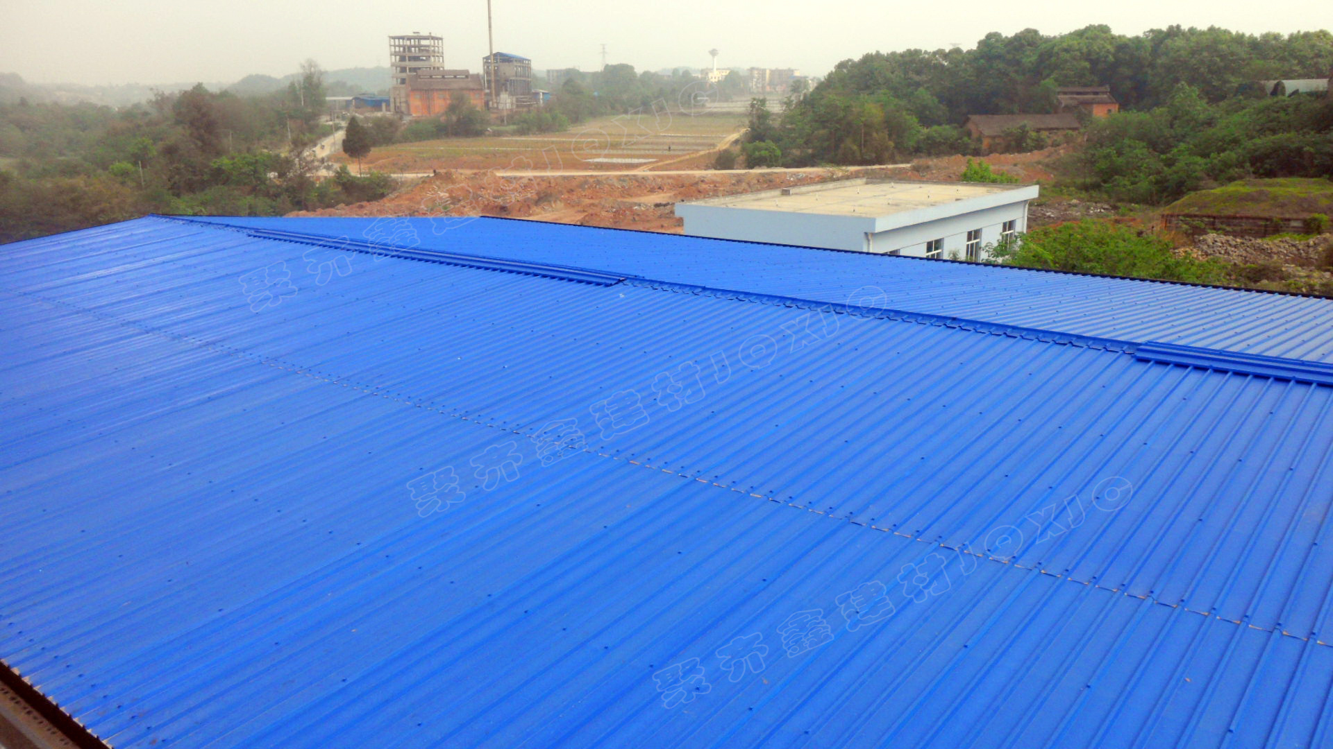 聚酯防腐瓦的产品特点